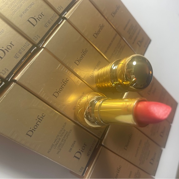 17 Diorific Lipstick - 90% off retail - Picture 2 of 3